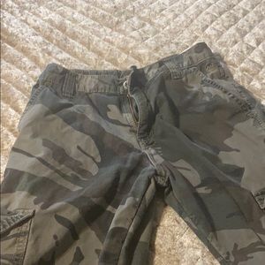 Boys size 12 camouflage fleece lined cargo pants